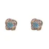 Pendientes de Aro Pequeños Versátiles de Metal con Circonitas de Moda Exquisita Japoneses y Coreanos con un Diseño Minimalista de Lujo Ligero