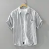 8028 Camisa Fresca de Rayas Cortas Estilo Japonés para Hombre Versátil Casual Artístico Holgado Top de Moda Dropshipping