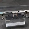 Armações de Óculos de Titânio Puro para Mulheres, Óculos Retro de Titânio com Armação Completa Estilo Sobrancelha, Podem Ser Personalizados com Lentes de Grau para Miopia M8137