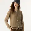 Novo cardigã de tricô de cashmere para outono e inverno, cor sólida da moda, macio e confortável, de abotoamento simples, gola redonda, estilo simples para mulheres