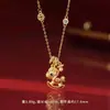 Colar com Pingente de Cavalo em Prata Pura S999 Texturizado com Zircônia, Pulseira, Brincos, Cavalo do Zodíaco, Joias Doces Criativas Exquisite para Atacado