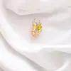 Broche de mariposa de perlas de gran venta transfronteriza con diamantes para mujer, broche de alta gama con temperamento elegante, joyería para traje.