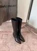 Aumento de Altura Interno e Externo 7CM~ Bico Fino Retrô Salto Bloco Acima do Joelho High Top Botas de Cavaleiro Botas de Couro Emagrecedoras Femininas Outono e Inverno