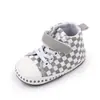 Primavera e Outono novo 0-1 ano de idade sapatos de bebê sapatos de bebê sapatos de criança não-slip respirável xadrez fundo macio sapatos de bebê bb2256