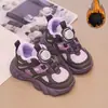 Sapatos Infantis Tênis Esportivos para Crianças Outono 2026 Novo Estilo Quente Sapatos para Meninas Superfície de Couro Impermeável Sapatos de Pai para Menina Respirável