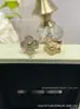 Pendientes Van Cleef Trébol de Cuatro Hojas V Oro Oro Rosa de 18K Ágata Roja Ónice Negro Pendientes de Moda Lujo Ligero Artesanía Fina