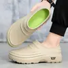 Verão 2026 Novo Comércio Exterior Tamanho Grande Casual Simples Sapatos de Chef Sapatos de Trabalho Botas de Chuva Masculinas Fabricante Atacado em Estoque