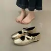 Sapatos Rasos Mary Jane Prata Estilo Francês com Tiras Cruzadas, Sapatilhas para Mulheres, Sapatos Retro Vovó para Uso Externo