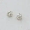 Estilo Pastoral Três Flores Pequenas Firmemente Agrupadas com Diamantes, Banhado a Cobre com Ouro Real, Pino de Prata 925, Brincos Versáteis Simples Elegantes de Luxo Leve para Mulheres