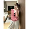 Top de punto sin mangas con cuello en V y rayas rojas estilo coreano para mujer, un diseño de verano muy elegante y bonito