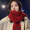 Presente de Ano Novo e Natal Cachecol Vermelho de Tricô Cor Sólida para Mulheres Inverno Quente Estilo Japonês Xadrez Versátil Cachecol de Lã