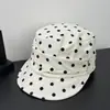 Chapéu Beret de Aba Macia com Elemento de Bolinhas Retrô Estilo Coreano Chapéu Versátil para Afinar o Rosto Proteção Solar Primavera Verão Chapéu Fedora Chapéu de Pescador