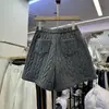 Shorts Casuales Trenzados de Cinco Puntas Moda Retro de Gama Alta Europea para Mujer Invierno 2026 Cintura Alta Engrosados Adelgazantes Tipo Boot Shorts Tendencia