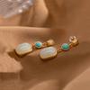 Brincos de jade Hetian incrustados, design de luxo leve, estilo palácio geométrico retrô, banhado a ouro, turquesa, moda, brincos de paz