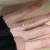 Anillo vintage francés de corte floral con diamante de alto carbono en forma de marquesa, corona de moda de lujo ligero, anillo de compromiso apilable de tres piezas para mujer