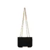 Bolsa Cuadrada Pequeña de Mano de Lujo Ligero al por Mayor para Mujer 2025 Nuevo Estilo Otoño Bolso de Hombro Simple Bolso Cruzado con Cadena
