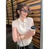 Tienda Insignia Shanghai Dan Nong / Camiseta de Punto Manga Corta con Cuello Polo Color Avena para Mujer, Corte de Hombro Regular, Estilo Corto de Verano para Figuras Pequeñas