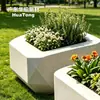 Maceta creativa de cemento GRC con forma única para plantas, impermeable, resistente al sol, no se decolora, especialmente diseñada para el paisajismo de patios de villas con patrones tallados