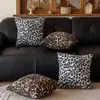 Funda de Almohada Nueva con Estampado de Leopardo Transfronteriza Temu Shein Cojín para Sofá Modelo de Lujo para Villa Cojín para Cabecera del Hogar
