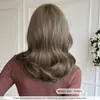 Peluca corta rizada ondulada de color marrón para mujer, estilo europeo y americano, con flequillo, adecuada para uso diario, voluminosa, resistente al calor, longitud hasta el hombro, 14 pulgadas