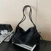 Bolsa Transfronteiriça Tendência Grande Capacidade para Mulheres, Nova Moda Primavera 2026 Bolsa de Ombro/Axila, Bolsa Tote de Alto Valor para o Dia a Dia