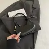 Bolso Retro Brillante Estilo Coreano para Mujer 2025 Nuevo Estilo Bolso Sencillo y Elegante Tipo Concha Bolso de Hombro de Moda Bolso de Hombro para Mujer