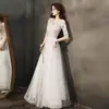 Vestido de Renda com Manga Média 2026 Novo Estilo Decote em V Malha Afinando a Cintura Elegante Vestido de Madrinha Estilo Fada Vestido de Banquete