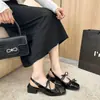 Sandalias Cerradas de Punta con Lazo Grande Estilo Francés, Elegantes y Versátiles, Tacón Grueso, Nuevo Modelo Verano 2026, Impresionantes Tacones Altos para Uso en Exteriores