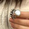 Anel de prata tailandesa Cao Shi moda retrô europeia e americana anel redondo antigo anel de três camadas cruz anel de pérola artificial