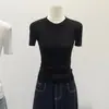 Camiseta Branca de Alto Padrão Estilo Europeu Slim Fit para Mulheres, Coleção Primavera, Top de Tricô Gola Redonda, Camiseta Básica de Manga Curta