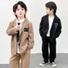 Conjunto de Traje para Niños Primavera 2025 Nuevo Estilo Ropa Formal para Niños Estilo Británico Atractivo Traje para Niños Atuendo para Desfile de Moda de Primavera y Otoño