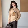 Conjunto Outono/Inverno 2026 para Meninas Novo Estilo Roupa Estilo Coreano para Meninas Médias e Grandes Suéter Estiloso e Calça Xadrez Conjunto de Duas Peças