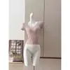 Moda Nova Primavera e Verão 2026 Versátil para o Dia a Dia Decote V Duas Cores Emagrecedor Hot Girl Blusa de Tricô para Mulheres