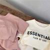 Conjunto Confortável de Duas Peças com Letras Manga Curta Roupa Esportiva Shorts Infantil Meninas Estampado Bebê Verão Masculino Estilo Fino