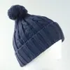 Versión coreana del nuevo gorro de bola de invierno gorro de lana gorro de punto gorro trenzado trenzado gorro al por mayor Tarjeta Coska