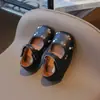 Zapatos de Cuero para Niños 2025 Primavera/Otoño Nuevo Estilo Estilo Chino Zapatos de Princesa Florales para Niñas Tallas Medianas y Grandes Zapatos Planos Versátiles Venta al por Mayor
