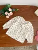 Ins Estilo Coreano Niña Primavera Top Camiseta Elegante Cuello de Muñeca Floral Manga Larga Camiseta Base Ropa de Bebé