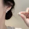 Pendientes de Plata S925 con Cierre de Aguja, Color Blanco Perla con Diamantes Completos Inspirados en el Diseño para Mujer, Modelo Popular Nuevo 2026, Pendientes de Alta Gama con un Toque de Lujo Ligero