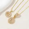 Colar Letra Inglesa Completo em Diamante Doce de Rocha Popular para Jardim de Infância Conjunto de Flores Letras de Cobre com Zircônia Banhado a Ouro Real Lote