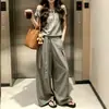 Conjunto informal de dos piezas de moda coreana nuevo de verano: Conjunto de camiseta de hombros descubiertos para mujer y pantalones anchos holgados que estilizan