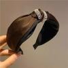 Diadema con diamantes de imitación cruzados de estilo coreano para mujer, de verano, de alta gama, de satén de doble capa, blanqueadora, para lavarse la cara, elegante horquilla para el cabello, tocado de gruta