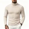Suéter Masculino de Gola Alta em Tricô Trançado para Outono e Inverno Slim Fit Malha Elástica Camada Base Várias Cores Moda Pulôver Roupa Masculina Jovem