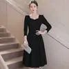 Vestido Toast Vermelho de Manga Longa com Decote Quadrado para a Noiva, Adequado para Casamento, Festa de Formatura, Noivado, Vestido de Noite e Uso Diário, Vestido Emagrecedor para Mulheres