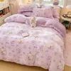Juego de Cuatro Piezas de Terciopelo de Leche Engrosado 2026 con Estampado Floral Fresco Juego de Ropa de Cama de Vellón de Coral, Funda de Edredón Individual/Doble, Popular en Transmisiones en Vivo