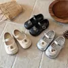 Sapatos de Couro para Meninas de 3-6 Anos Sola Macia Estilo Coreano Versátil Sapatos de Princesa Estilo Primavera e Outono Sapatos Mary Jane para Crianças Sapatos Individuais Infantis