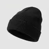 Gorro de Punto Nuevo para Otoño e Invierno 2026 para Hombres y Mujeres, Gorro de Lana Grueso Cálido de Color Sólido, Gorro de Punto Rayado para Exteriores en Stock