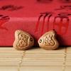 Madera de durazno pez pequeño en forma de corazón de pez Accesorios de manualidades accesorios colgante pulsera de cuerda roja joyería diy venta al por mayor