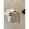 MZI STUDIO Outono Inicial Estilo Coreano Estilo Simples Padrão Versátil Emagrecedor Rejuvenescedor Temperamento Gola V Manga Longa Camiseta Feminina Z339
