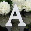 Fornecimento de fábrica 26 letras 8CM letras inglesas modernas de madeira enfeites decoração de casa casamento adereços de fotografia