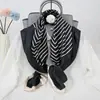 Bufanda Pequeña de Seda Transfronteriza Taobao Dropshipping Celebridad de Internet Coreana Bufanda Cuadrada Grande para Mujer Primavera y Otoño Bufanda Versátil Temporada de Primavera